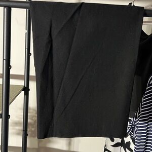 Elle Black Pencil Skirt